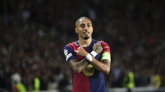 Barcelona po takmer 10 rokoch zdolala Bayern. Hetrikom sa blysol Raphinha