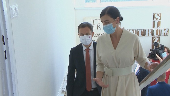 Premiér Eduard Heger navštívil budovu bývalého Resocializačného zariadenia v Galante Čistý deň.