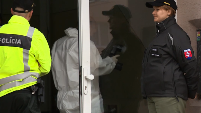 Polícia celý deň zbierala dôkazy.