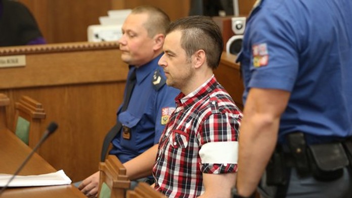 Kramný neplánoval zabiť  svoju dcéru Klárku. K vražde sa priplietla omylom, tvrdí súdny lekár