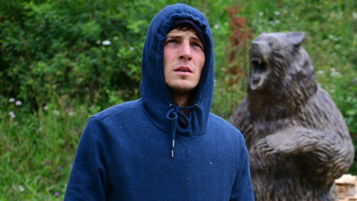 Peter sa na Farme necíti dobre