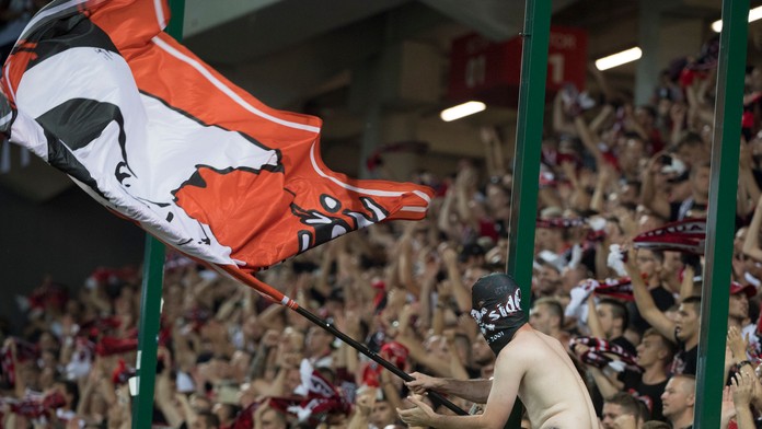 Fanúšikovia Trnavy na zápase predkola LM proti Crvenej zvezde.