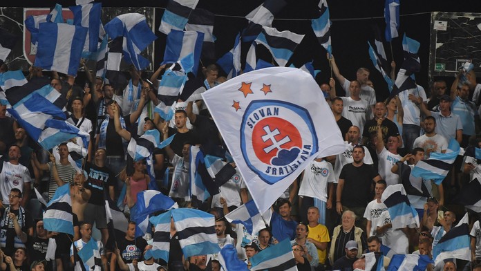 Fanúšikovia Slovana.