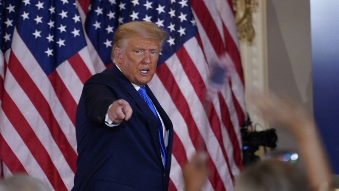 Tvít Kanyeho Westa.