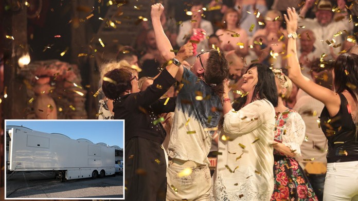 Mirova radosť letela do éteru z tohto prenosového vozu