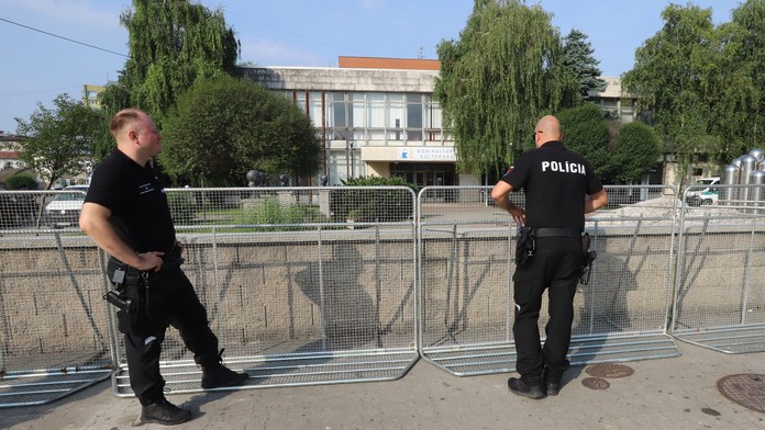 Pohreb, aký si mesto nepamätá. Rimavská Sobota zruší jarmok a uzavrie ulice