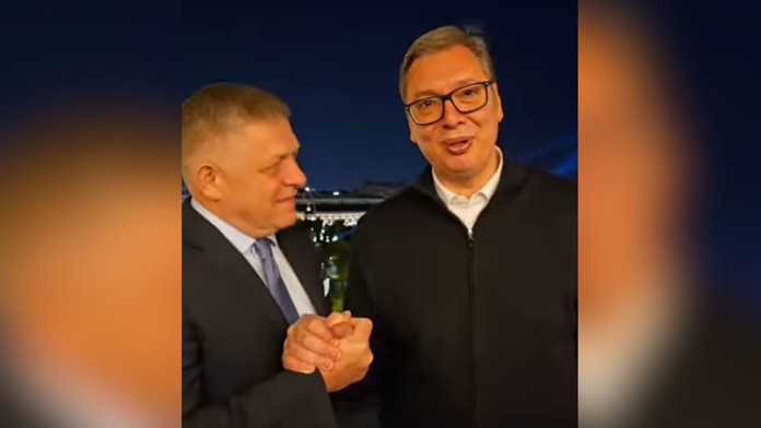 Fico sa v Moskve stretol so srbským prezidentom Vučičom