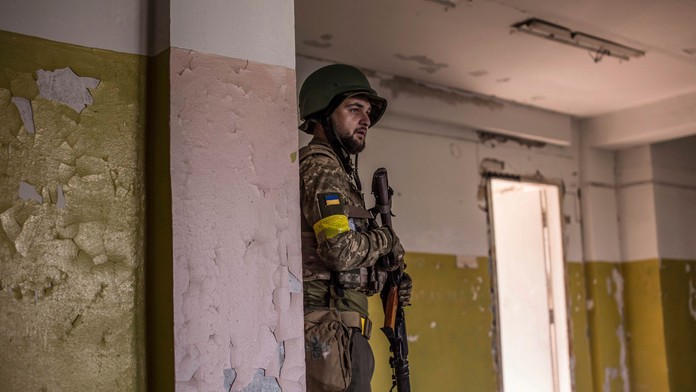 Amnesty International mrzí hnev, ktorý vyvolala správou o ukrajinskej armáde. Za zisteniami si stojí