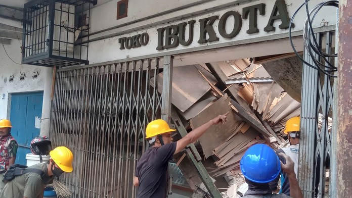 Pri silnom zemetrasení v Indonézii zahynuli desiatky ľudí, stovky utrpeli zranenia