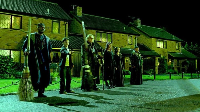 Brendan Gleeson a Natalia Tena vo filme Harry Potter a Fénixov rád