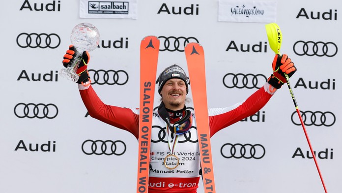 Nór Haugan dosiahol premiérový triumf v kariére. Feller sa tešil z malého glóbusu