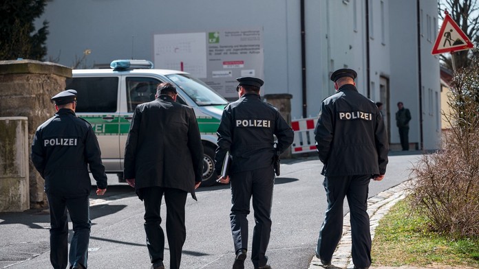 Posun vo vyšetrovaní vraždy 10-ročného dievčatka v Nemecku. Podozrivý je o rok starší chlapec