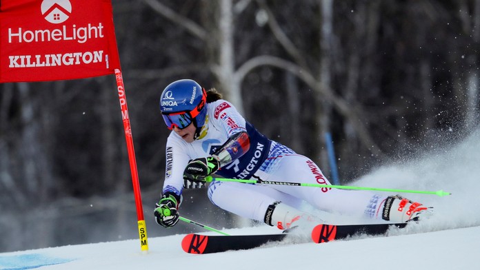 Jared Spurgeon z Minnesoty proti New Jersey.