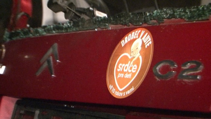 Nehoda medzi Prievidzou a Nedožermi-Brezanmi.