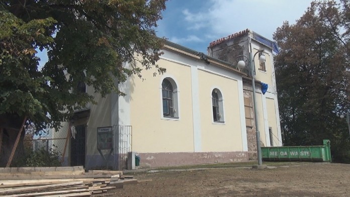 Kaplnka sv. Heleny na považskobystrickom sídlisku Rozkvet.