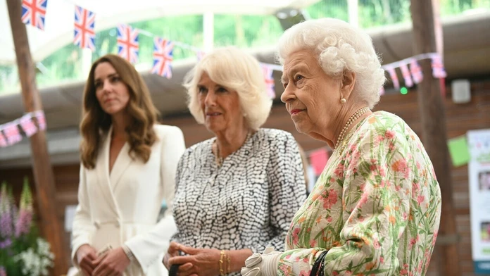 Kate na recepcii lídrov krajín G7