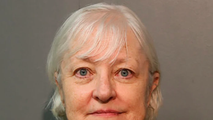 Marilyn Hartmanová lietala načierno