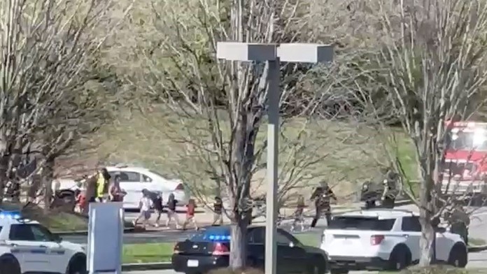 Na základnej škole v Nashville zastrelila útočníčka šesť ľudí