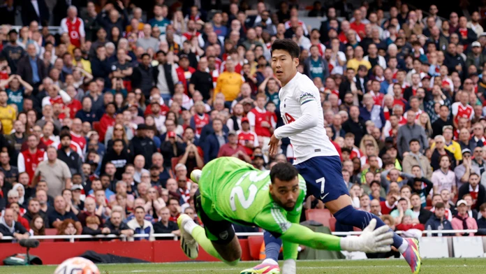 V šlágri medzi Arsenalom a Tottenhamom sa zrodila remíza. Liverpool si poradil s West Hamom