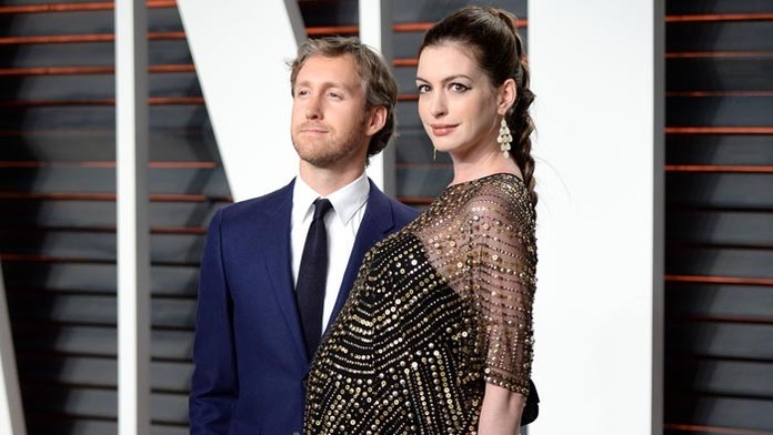 Anne Hathaway s manželom.