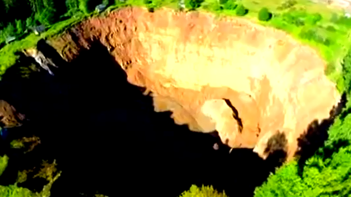 Obrovská jama v Rusku