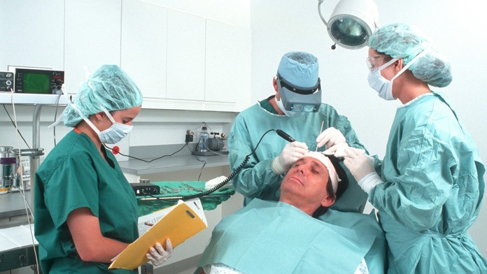 Transplantácia vlasov (ilustračná snímka)