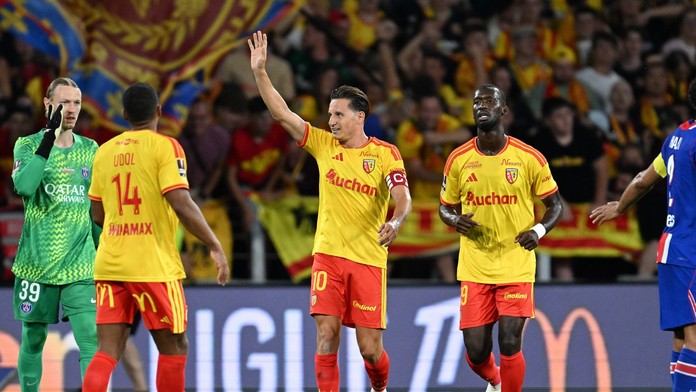 Lens šokoval PSG a prvýkrát v histórii oslavuje Superpohár. Favorit sa nezmohol ani na gól