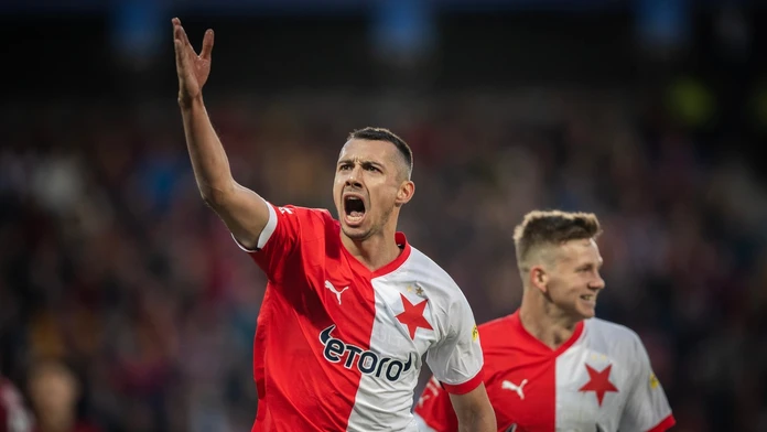 Pražská jazda v Európskej lige končí, Slavia i Sparta zostali na štíte titánov. Schick spasil Leverkusen v 97. minúte