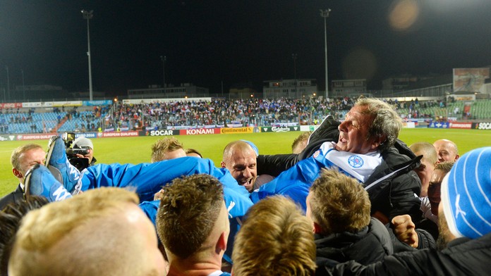 Slovensko postúpilo na EURO 2016