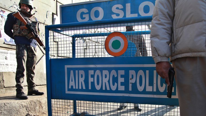 Ozbrojenci- ilustračná snímka.