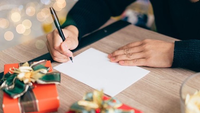 Chcete blízkym poslať milý vianočný vinš a nič vám nenapadá? Máme pre vás pár tipov