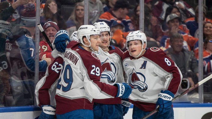 VIDEO: MacKinnon sa dostal na čelo produktivity. Pittsburgh uspel aj bez najväčších hviezd