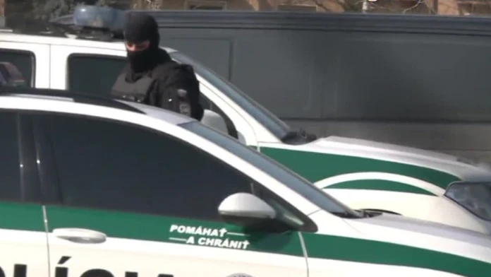 Veľká policajná akcia po celom Slovensku. Krycí názov smeruje k známemu menu z Tatier