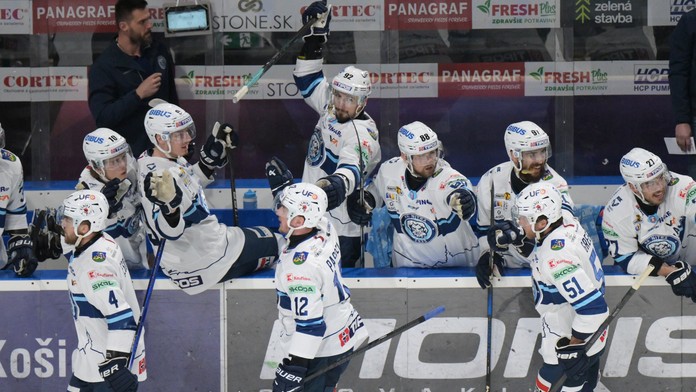 Slovan natiahol víťaznú sériu. Nitra po siedmom triumfe v rade zostáva na čele extraligy