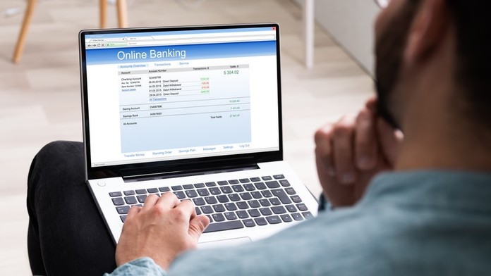 Banky, bankové účty (ilustračná snímka)