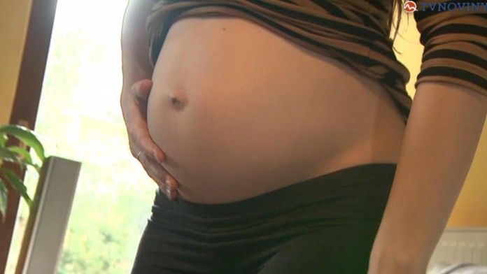 tehotna skolacka.jpg