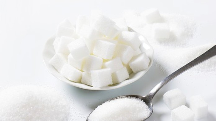 Cukor mení váš mozog. Vedci ho prirovnávajú k návykovým drogám
