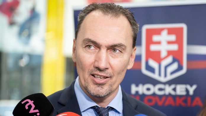 Miroslav Šatan informoval o stave trénera Ramsayho a vyjadril sa aj k Studeničovi: Štandardy máme nastavené ako v NHL
