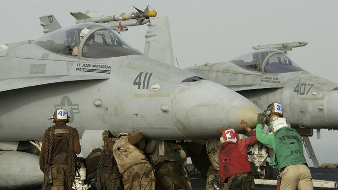 Stíhačka- ilustračná snímka.