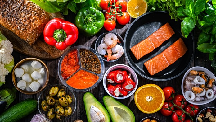 Všežravci, vegetariáni a vegáni. Štúdia skúmala, ktorý typ stravy je najvhodnejší pre zdravie čriev