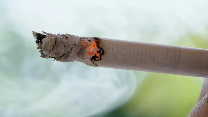 Horiaca cigareta. 