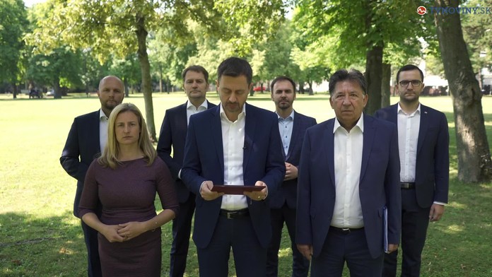 OĽaNO viní SaS aj z toho, že Jaroslav Naď chce odísť z politiky