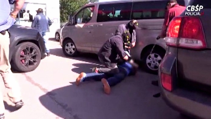 Medzinárodný gang rozdelil rôzne fázy výroby drogy do troch krajín.