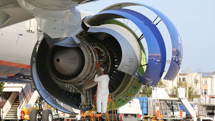 Bývalý priateľ Demi Lovato je zasnúbený. Zverejnil nádhernú foto