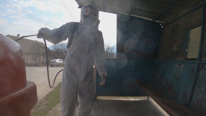 Dezinfekcia zastávok v Považskej Bystrici