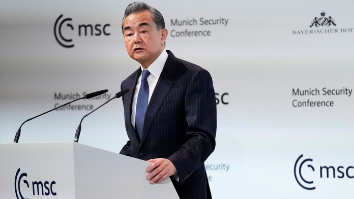 Wang I: Reakcia USA na čínsky balón bola "hysterická a absurdná"