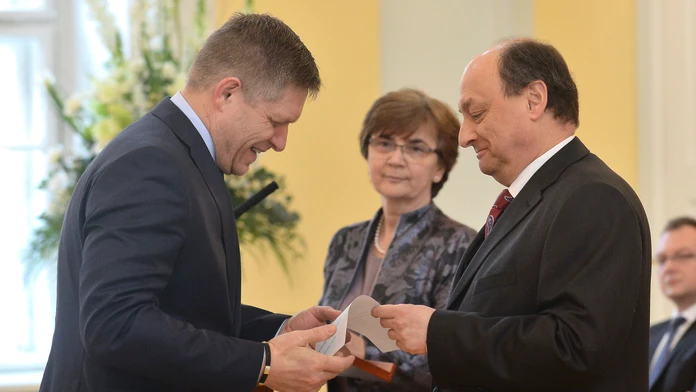 11032016osvedcenie_odovzdavanie3332257.jpg