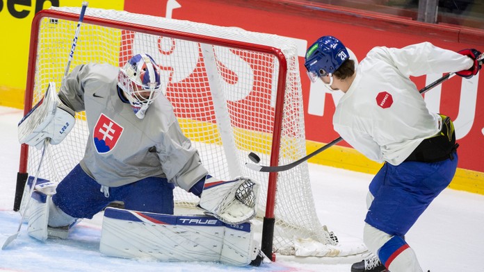 Tréning naznačil, v akej zostave Slováci nastúpia proti Francúzom. Poznáme už aj meno brankára
