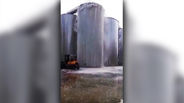 V talianskom vinárstve explodovala nádrž s proseccom.