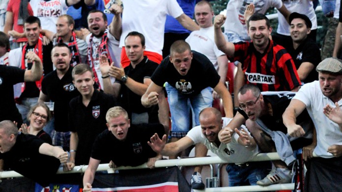 Fanúšikovia Spartaku Trnava sa tešia z 2. gólu domácich proti gruzínskemu tímu FC Zestafoni.